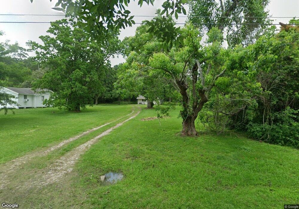 4621 Woodland Ln, Old River-Winfree, TX 77535 - photo 1