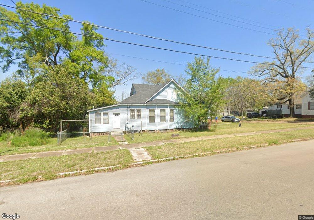 503 Cameron St, McComb, MS 39648 - photo 1