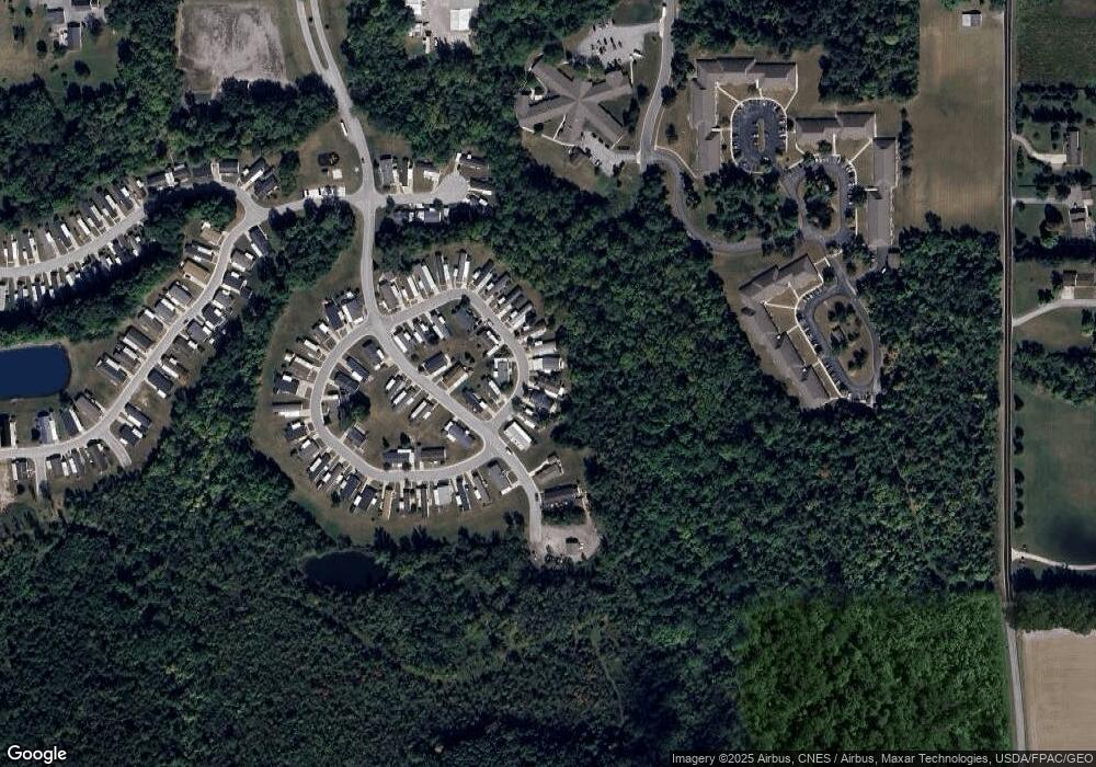 213 Pinewood Cir, Lima, OH 45804 - photo 1