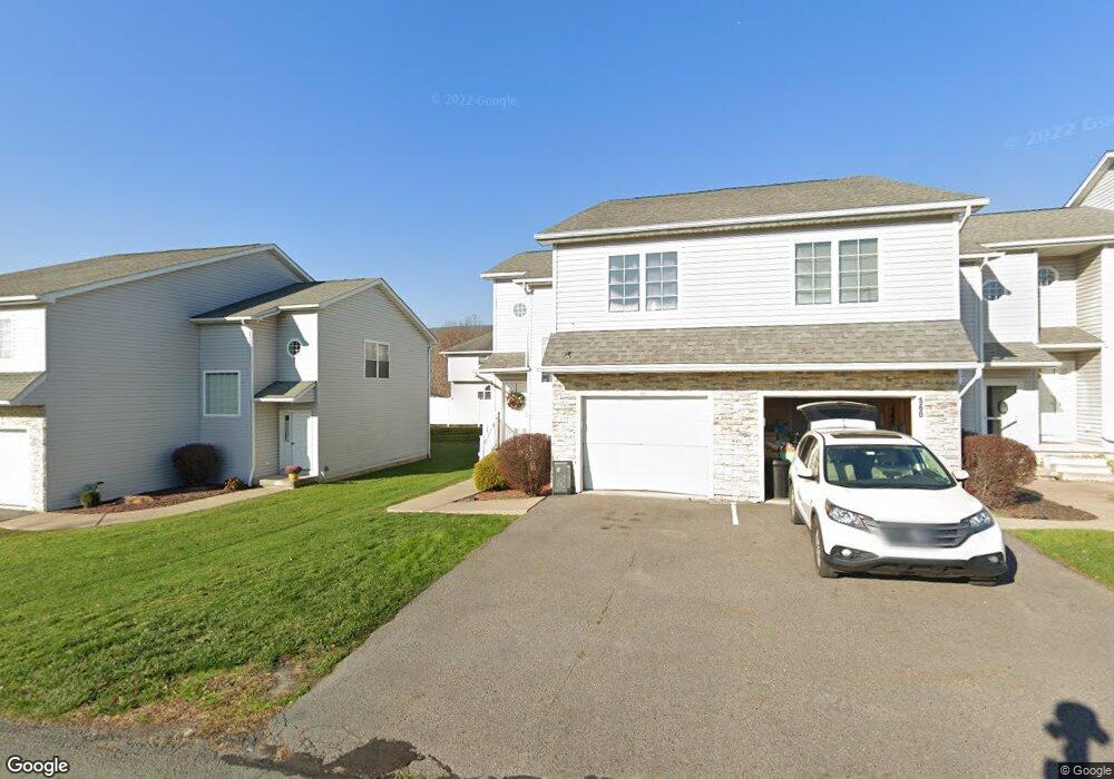 562 S Keyser Ave unit 562, Scranton, PA 18504 - photo 1