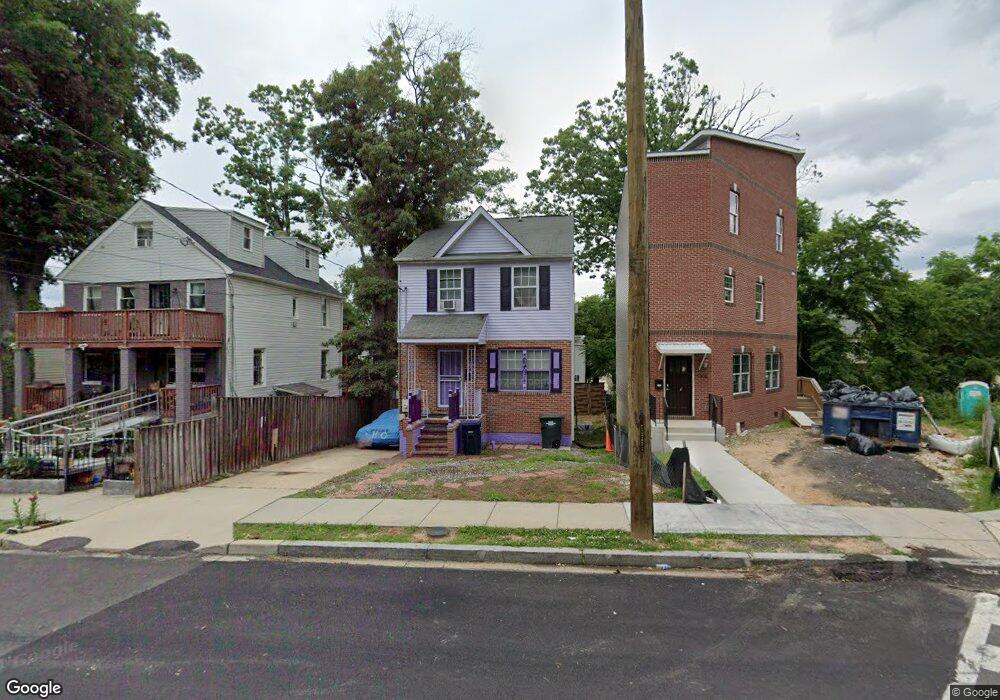 5504 D St SE, Washington, DC 20019 - photo 1