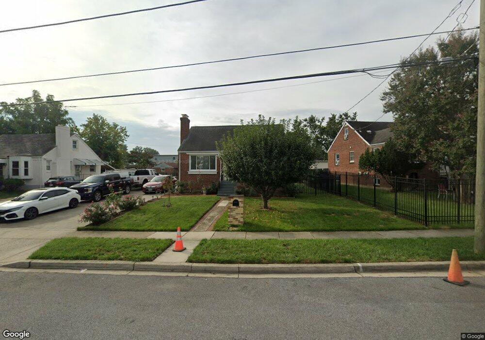 2269 Lewisdale Dr, Hyattsville, MD 20783 - photo 1