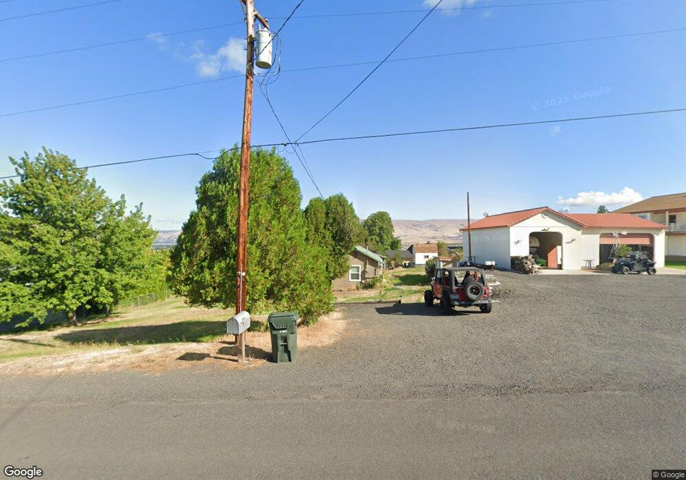 2505 E 18th St, the Dalles, OR 97058 - photo 1