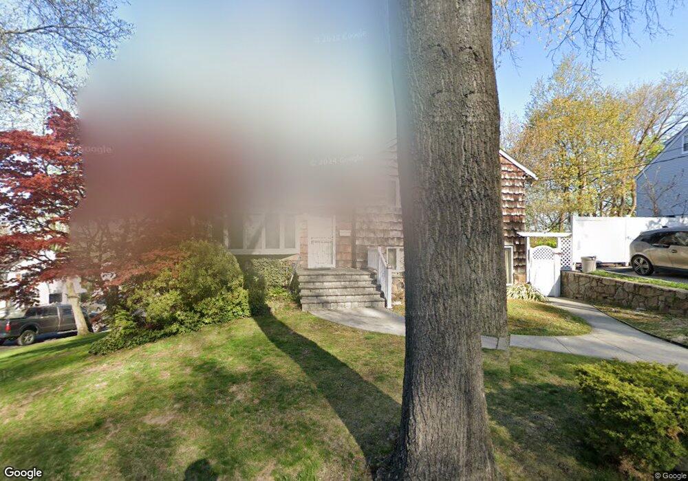 41 Candlewood Dr, Yonkers, NY 10710 - photo 1