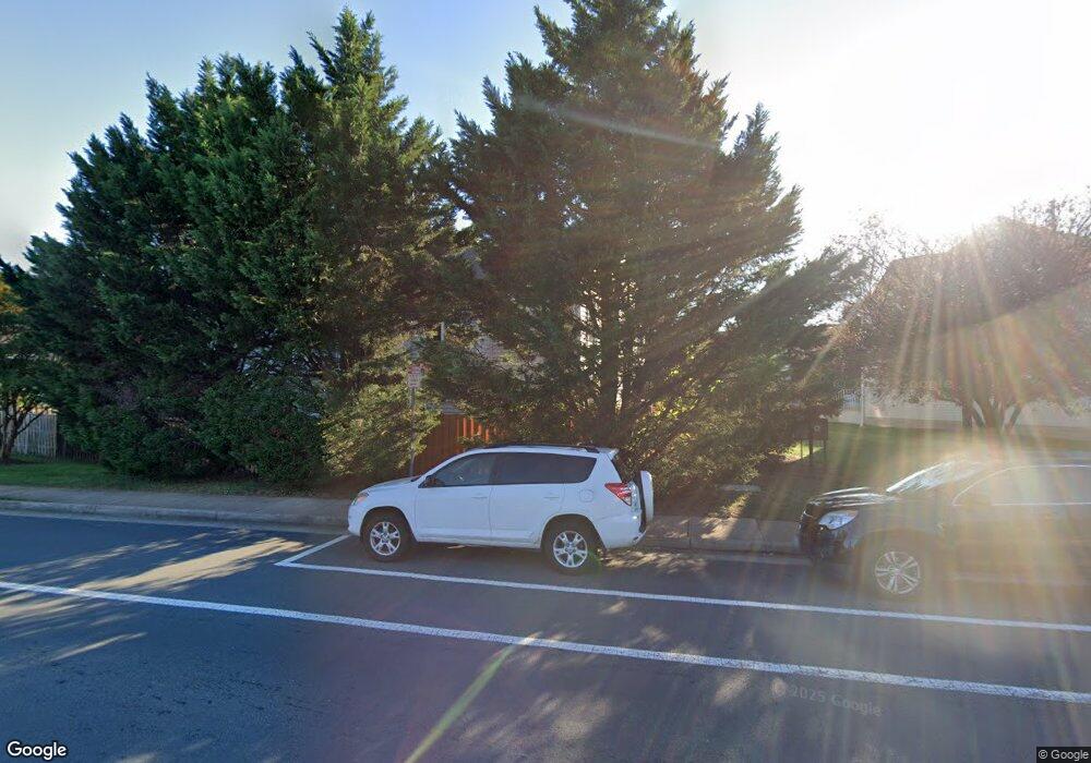 21810 Stonington Square, Sterling, VA 20164 - photo 1