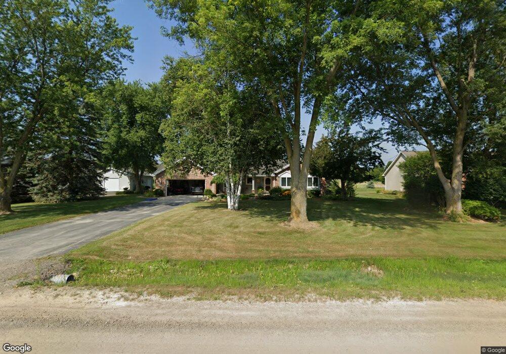 2479 N Mckinley Rd, Flushing, MI 48433 - photo 1