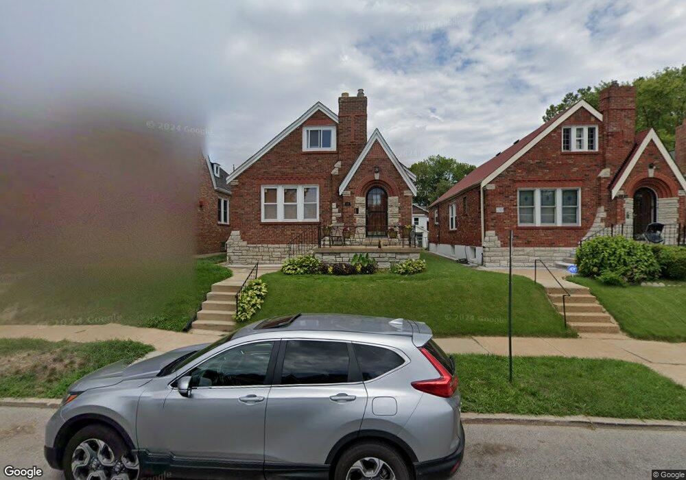 4639 Penrose St, Saint Louis, MO 63115 - photo 1