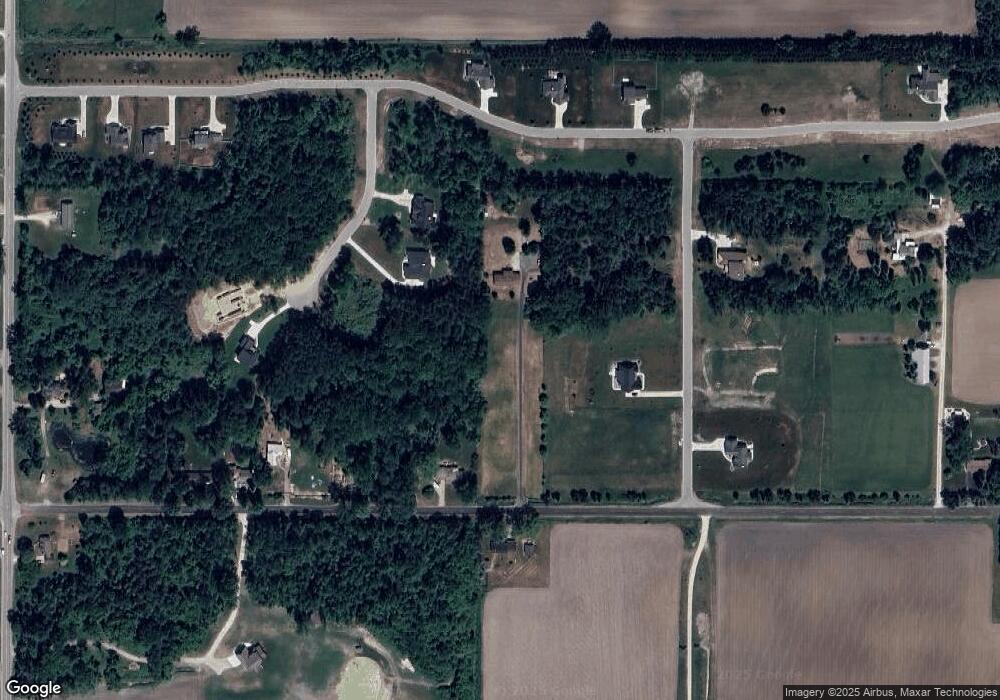 3137 E Siebert Rd, Midland, MI 48642 - photo 1