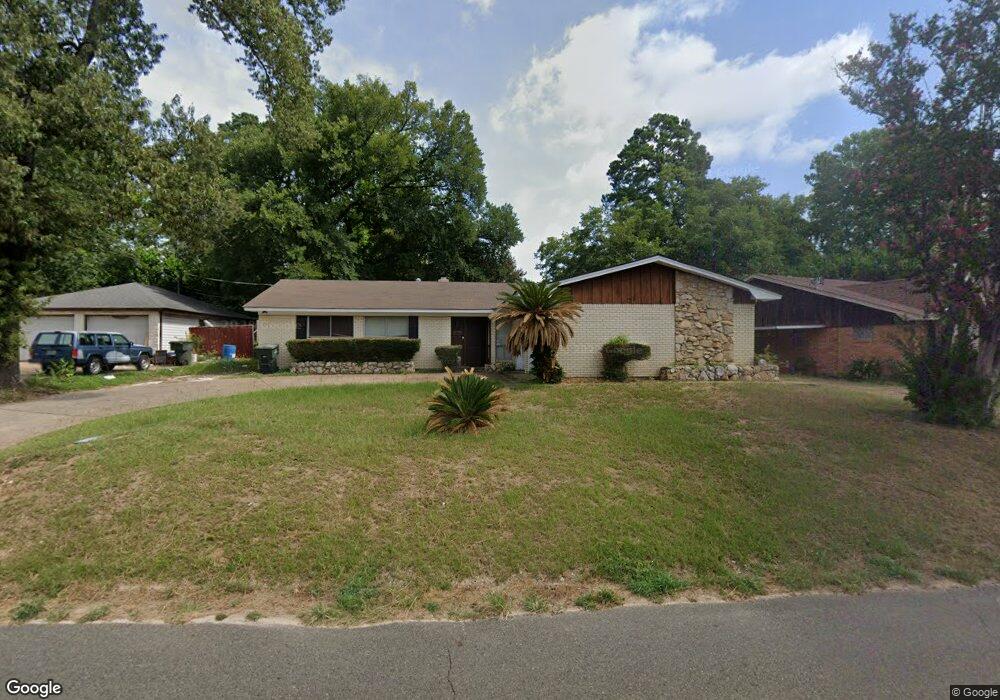 1204 Virginia Ave, Nacogdoches, TX 75964 - photo 1