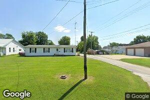 28 S Arch St, Winchester, IL 62694