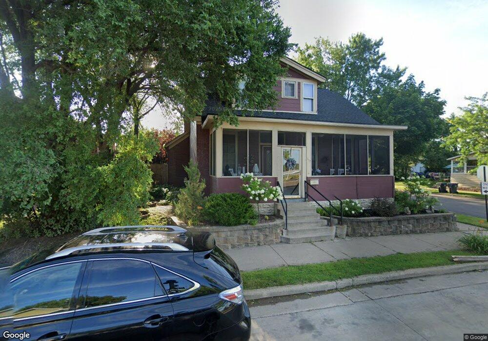 1327 4th St S, La Crosse, WI 54601 - photo 1