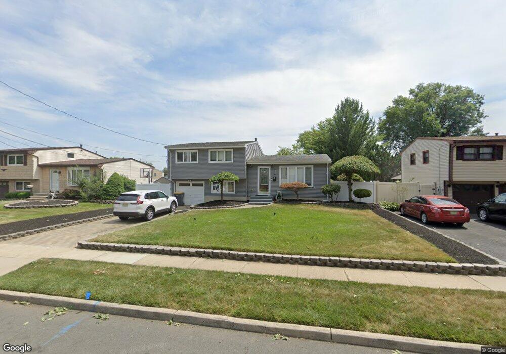 221 Throckmorton Ln, Old Bridge, NJ 08857 - photo 1
