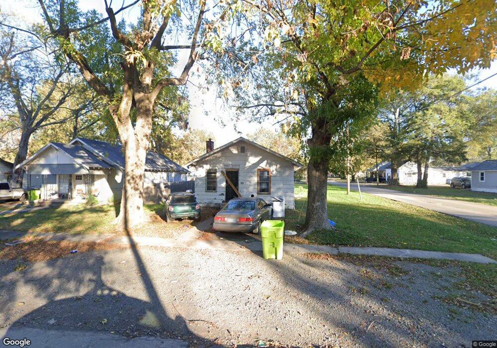 1211 S Porter St, Stuttgart, AR 72160 - photo 1