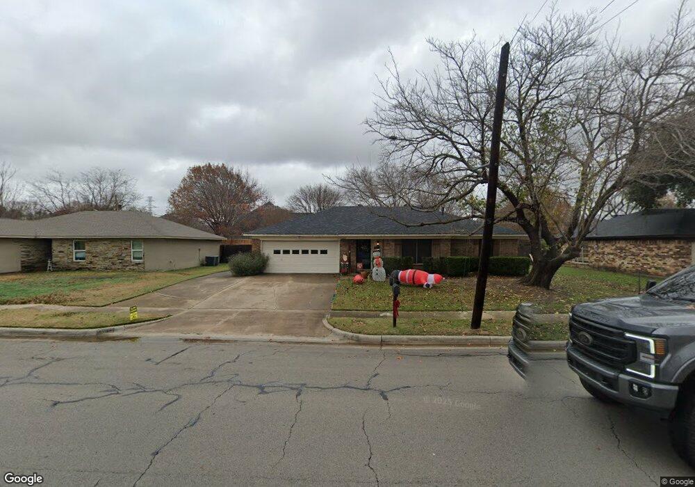1912 Hurstview Dr, Hurst, TX 76054 - photo 1
