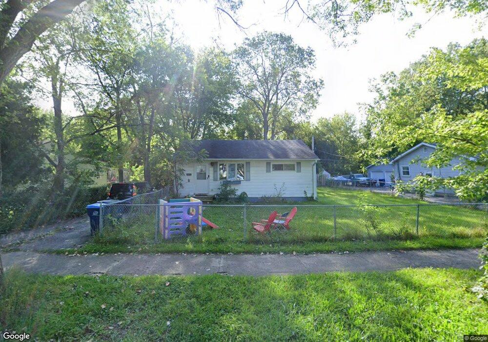 2629 N Pine St, Waukegan, IL 60087 - photo 1