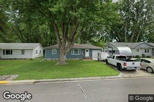 817 5th St SW, Waseca, MN 56093