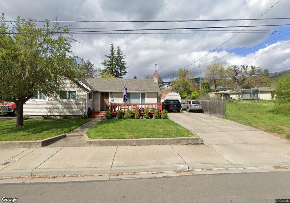 350 NE Josephine St, Grants Pass, OR 97526 - photo 1