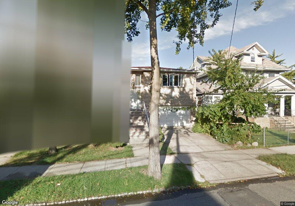 4308 169th St, Flushing, NY 11358 - photo 1