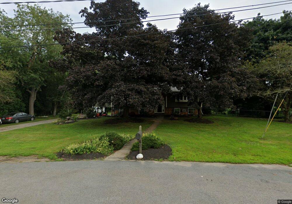 25 Adelaide St, Danielson, CT 06239 - photo 1