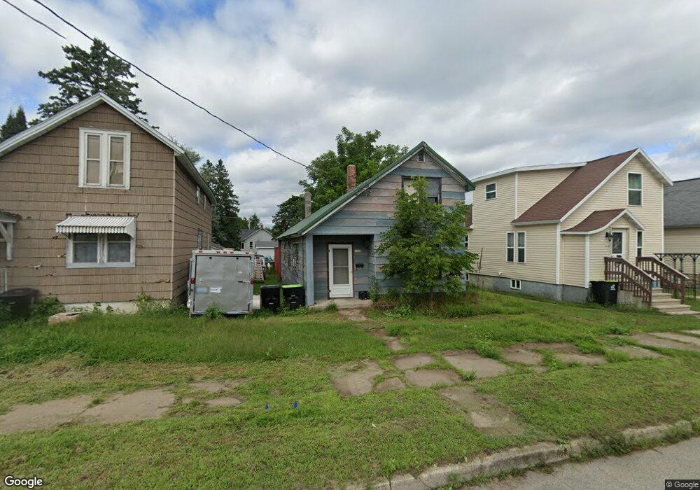 1108 17th Ave, Menominee, MI 49858 - photo 1