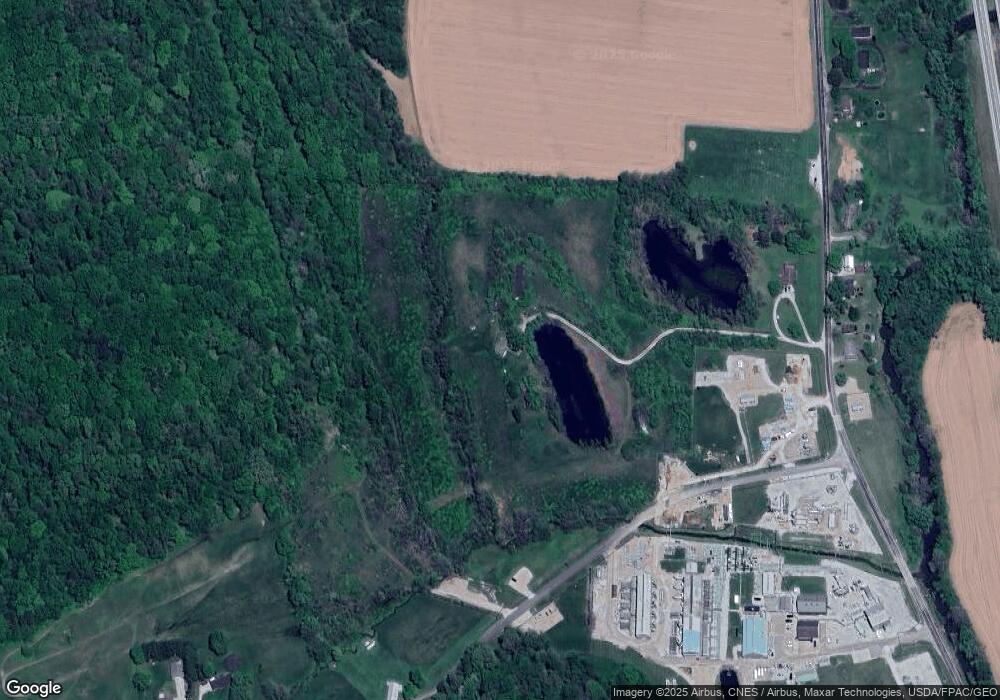 6075 Old Logan Rd SE, Lancaster, OH 43130 - photo 1