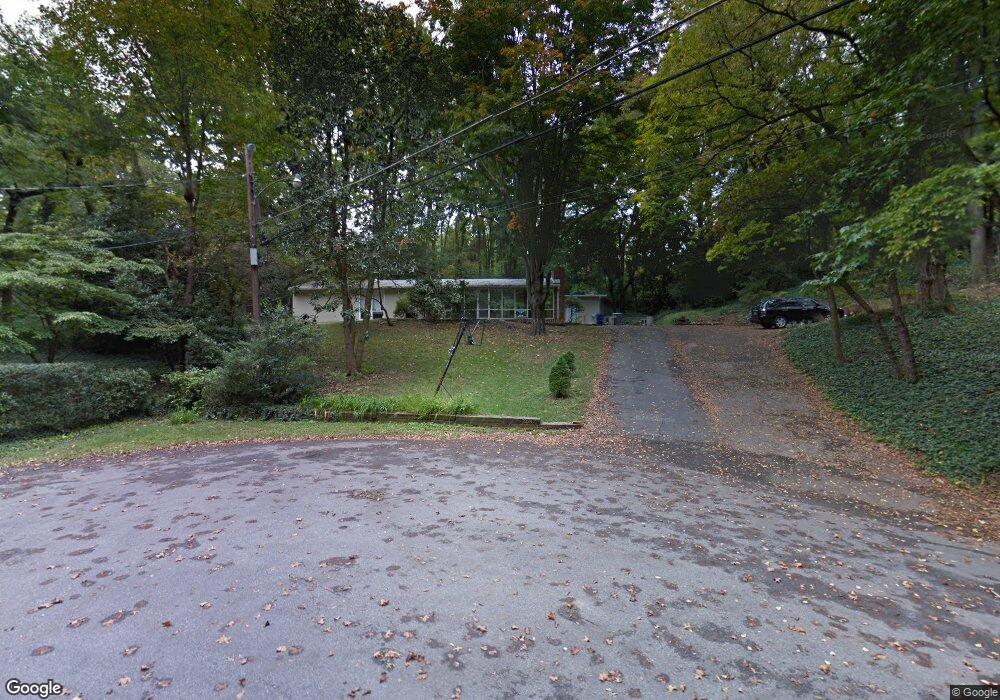 7224 Beechwood Rd, Alexandria, VA 22307 - photo 1