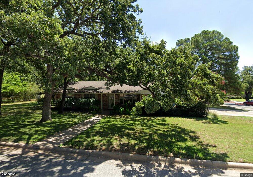 1000 Scott Dr, Hurst, TX 76053 - photo 1