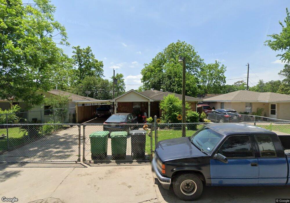 8740 Lomax St, Houston, TX 77093 - photo 1