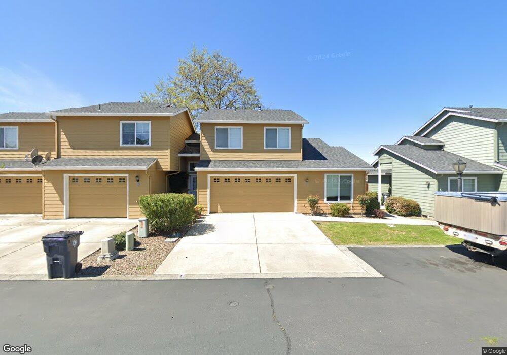 362 Live Oak Loop, Central Point, OR 97502 - photo 1