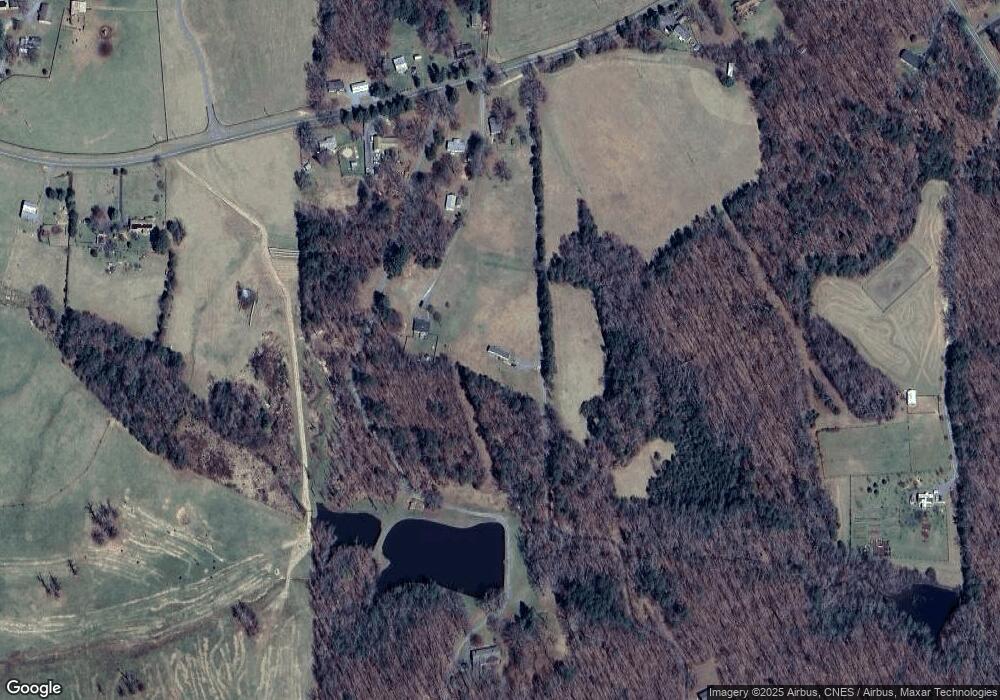 231 Martin Kings Rd, Charlottesville, VA 22902 - photo 1