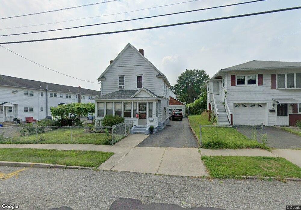 13 Franklin St, Ludlow, MA 01056 - photo 1