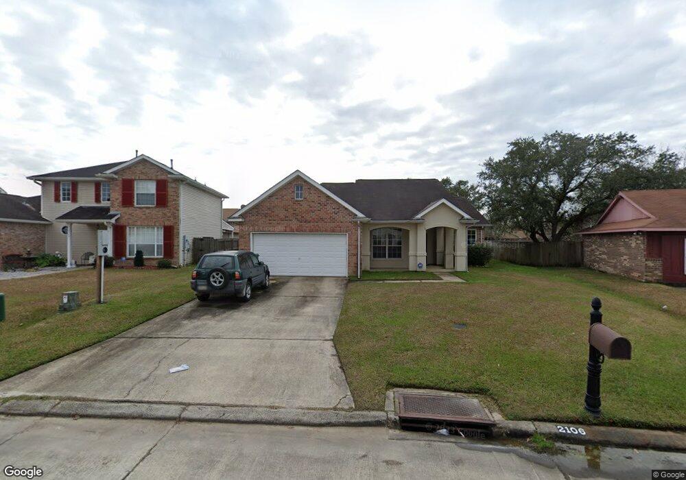 2106 Wellington Ln, Slidell, LA 70461 - photo 1