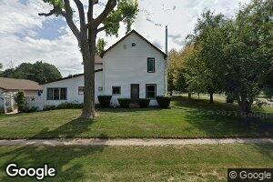 107 W Jackson St, Grandview, IA 52752