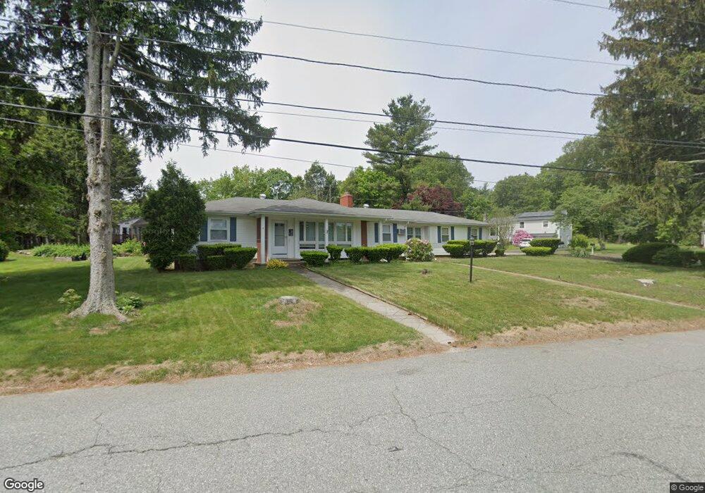 8 Roger Williams Dr, Greenville, RI 02828 - photo 1