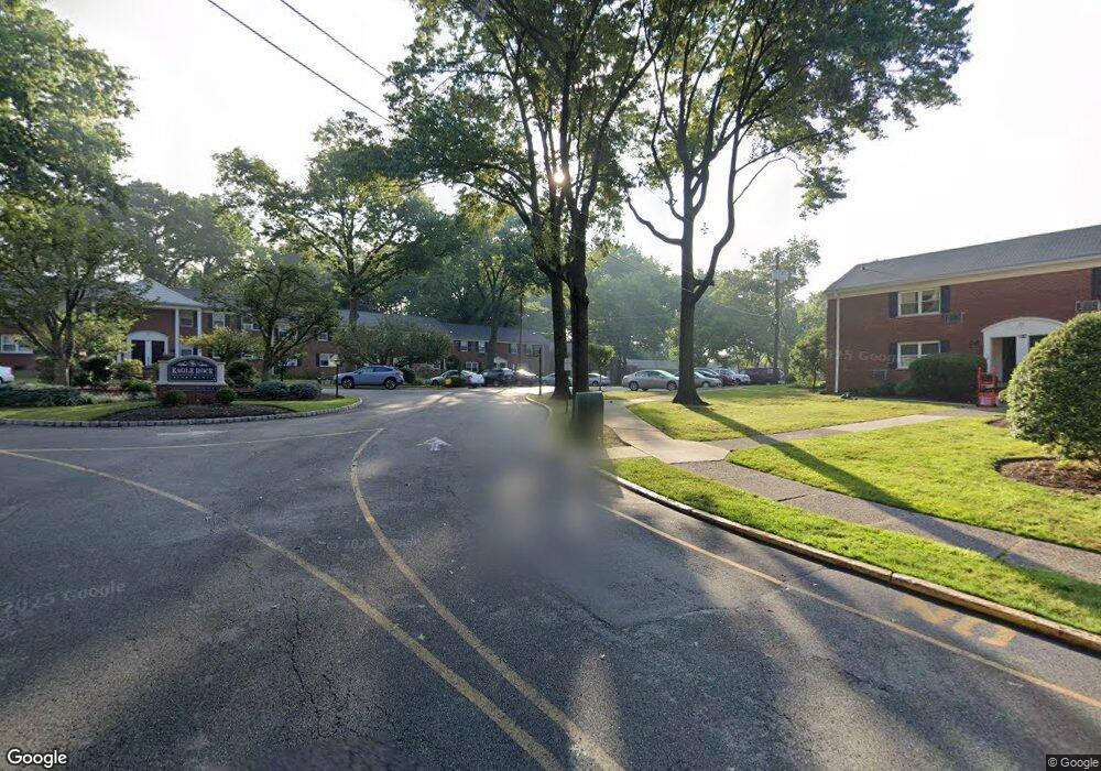 7 Robert Ct unit E3, West Orange, NJ 07052 - photo 1