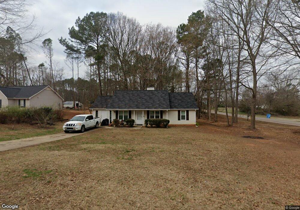 121 Starlake Dr unit L, Jackson, GA 30233 - photo 1