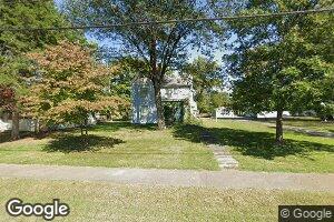 411 W Main St, Ava, IL 62907