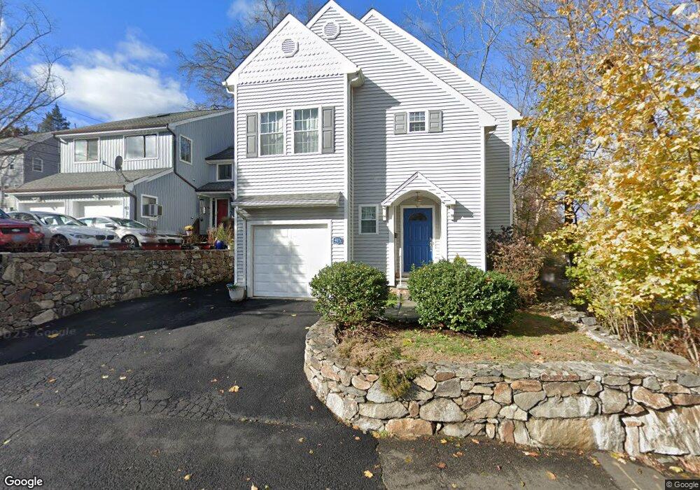 41 1/2 Soundview Ave, Norwalk, CT 06854 - photo 1