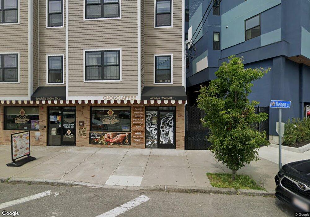 7 Dehon St, Revere, MA 02151 - photo 1