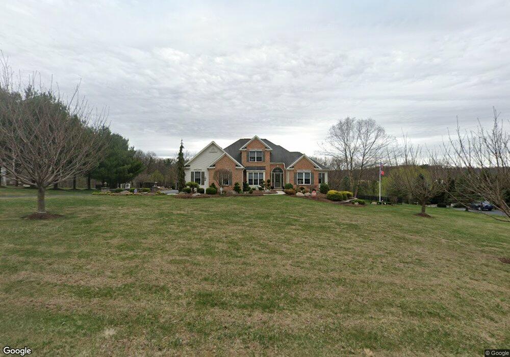 2 Foxfield Ln, Reading, PA 19608 - photo 1