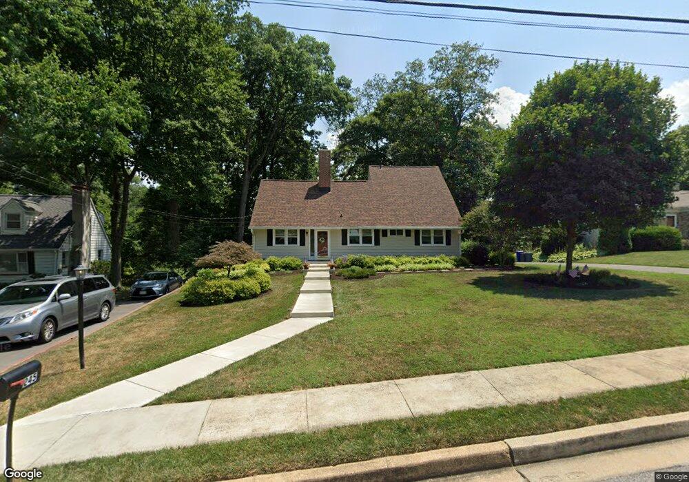 245 Gralan Rd, Catonsville, MD 21228 - photo 1