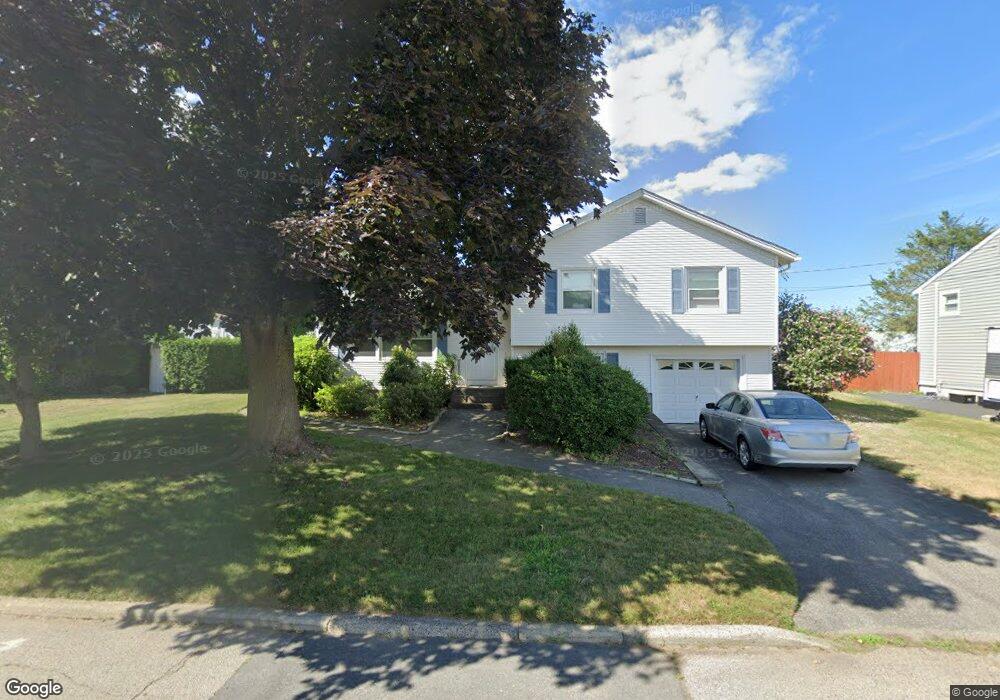 28 Commack Rd, East Providence, RI 02914 - photo 1