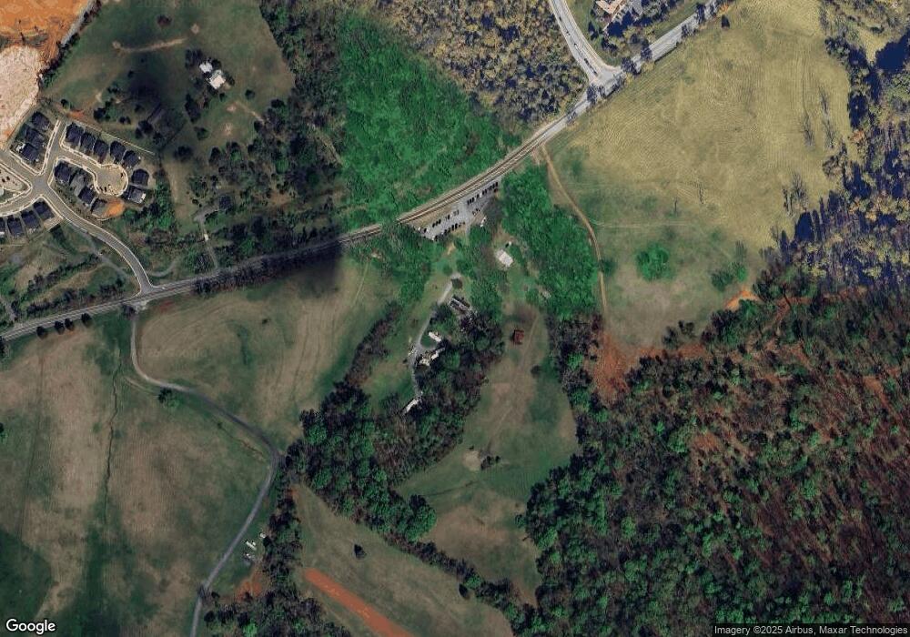 246 Walbert Cir, Charlottesville, VA 22902 - photo 1