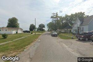 102 N East St, Hedrick, IA 52563