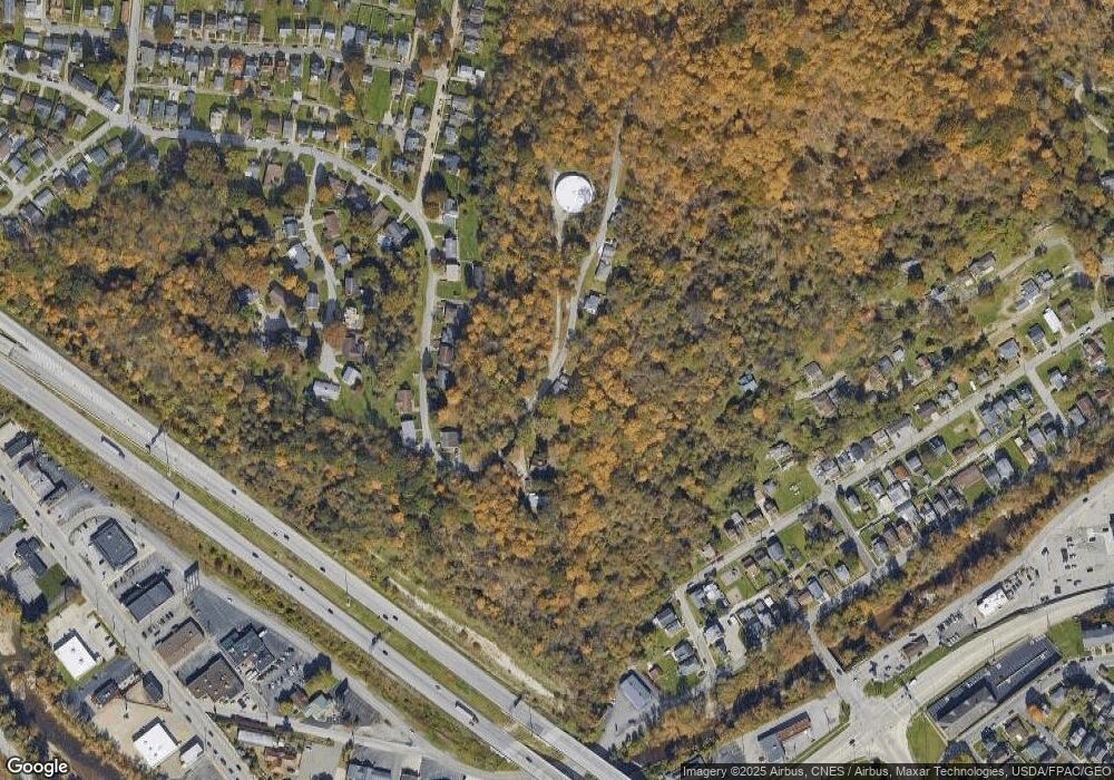 320 Springdale Ave, Wheeling, WV 26003 - photo 1