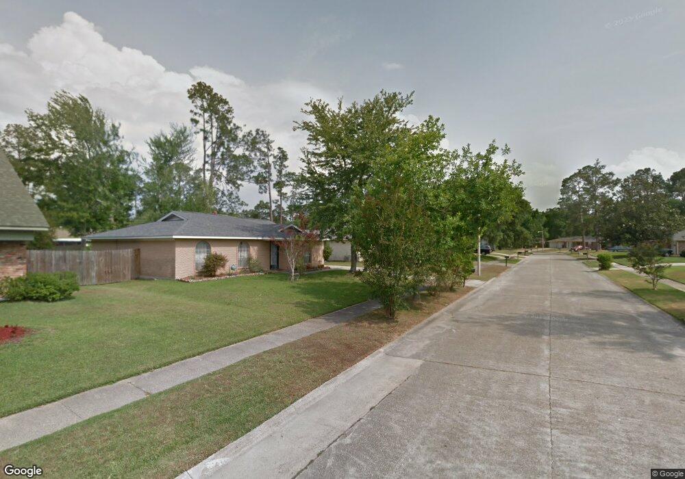 1530 Eastwood Dr, Slidell, LA 70458 - photo 1