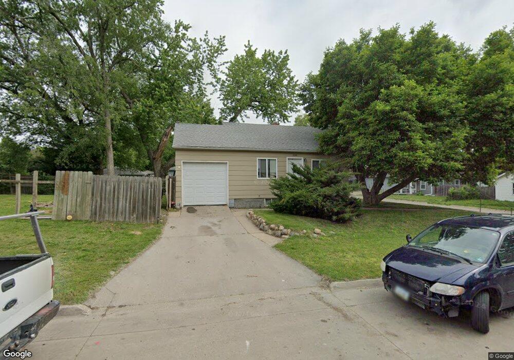 2100 Lay St, Des Moines, IA 50317 - photo 1