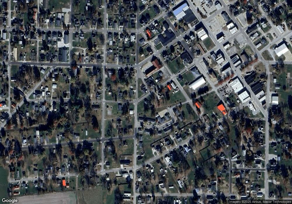 405 W 2nd St, Bicknell, IN 47512 - photo 1