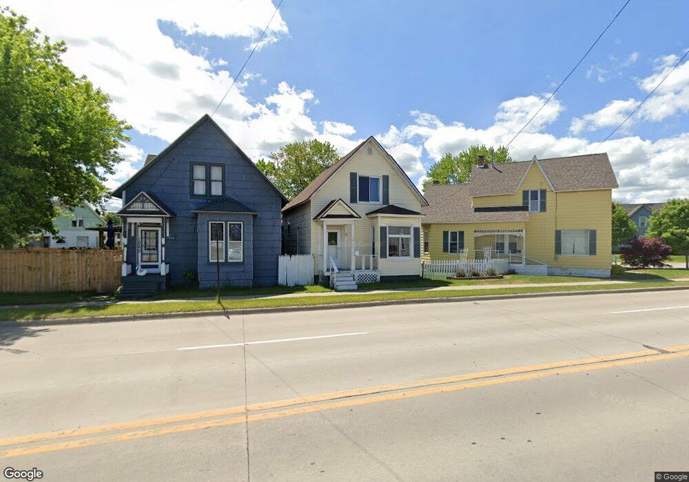 1042 Water St, Port Huron, MI 48060 - photo 1