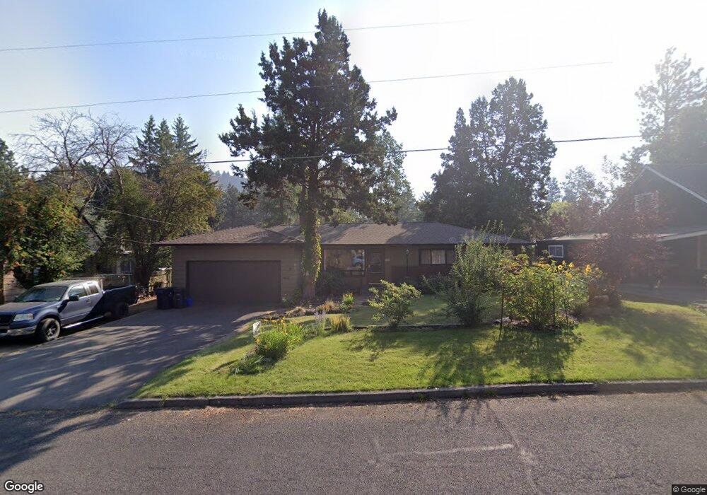 668 NE 10th St, Bend, OR 97701 - photo 1